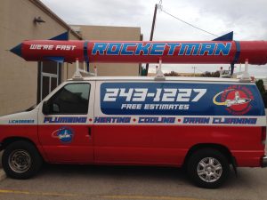 custom vehicle lettering and graphics
