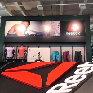 custom retail signage